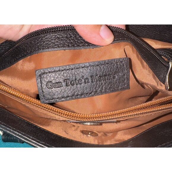 Gun Tote'n Mamas conceal carry Leopard Print Handbag - Picture 8 of 15